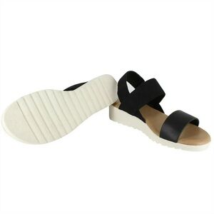 7.5 Kensie Everlee Sandals, black and white
